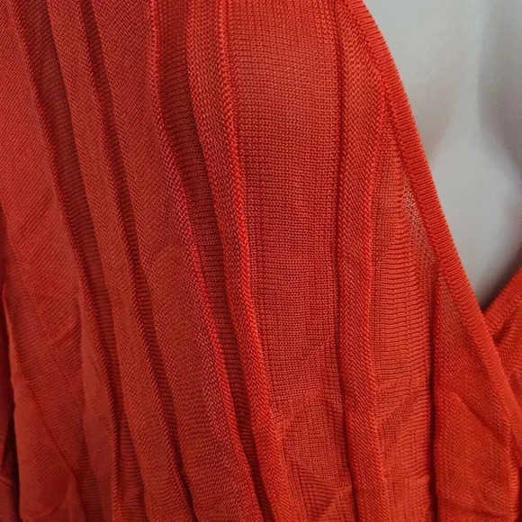 Forever 21 Contemporary Poncho Style Crop Top - Picture 4 of 11